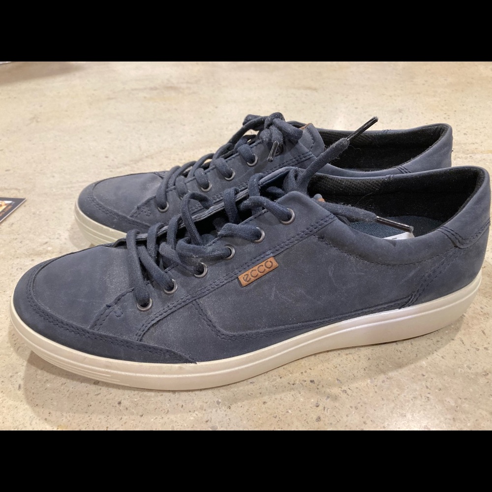 Blue Suede Leather Ecco Shoes. Size Mens 12.